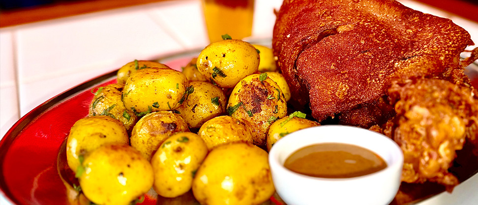 Bar Quermesse celebra a tradição com sua própria Oktoberfest: chope gelado, gastronomia típica e muita festa nas duas unidades